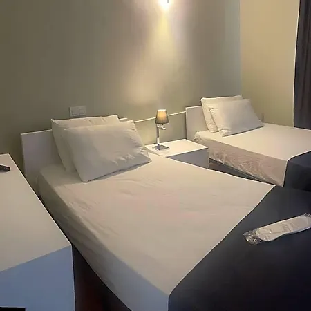 Sever Hotel *